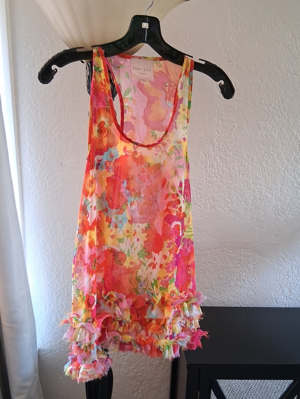 Romeo & Juliet Couture Multicolor Floral Ruffle Hem Tank Top